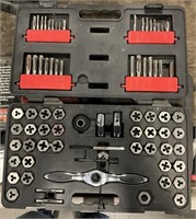 Gear wrench tap & Die set new condition 75 piece