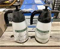 2 new 48oz garden sprayers