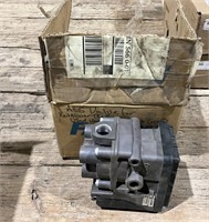Bendix ABS valve for Reitnover trailer (used very