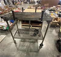 Rolling shop cart with vice