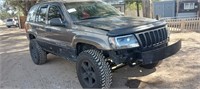 2000 Jeep Grand Cherokee Laredo runs/moves