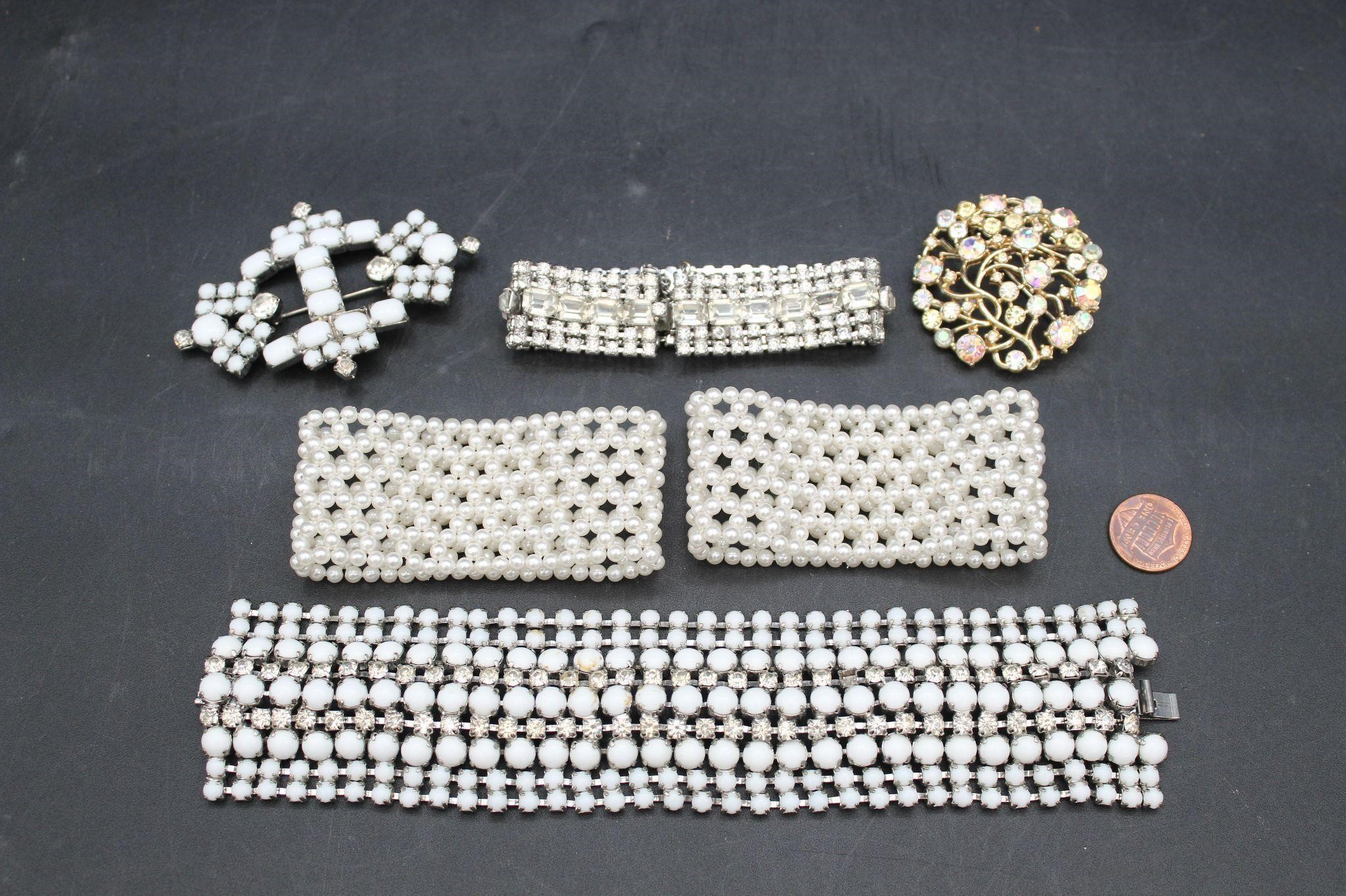 6 Vtg. Hollywood GLAM Rhinestone/Pearls Jewelry