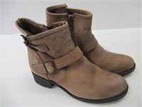 Steve Madden Brown Leather Women's Boots-7.5