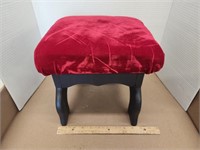 Vintage foot stool 10in by 12in