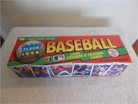 1992 Fleer Boxed Set Baseball Cards & Stickers