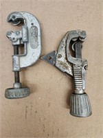 Craftsman Enclosed Feed Tube Cutter with Two