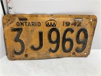 1942 Ontario licence plate