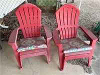 Outdoor Plastic Patio Lawn Chairs - Qty 2