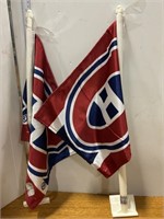 2 Canadiens car window flags