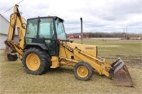 Ford 555C, 2WD backhoe