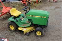 JD 160 lawn tractor