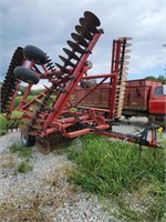 Case IH 3950    32' disc