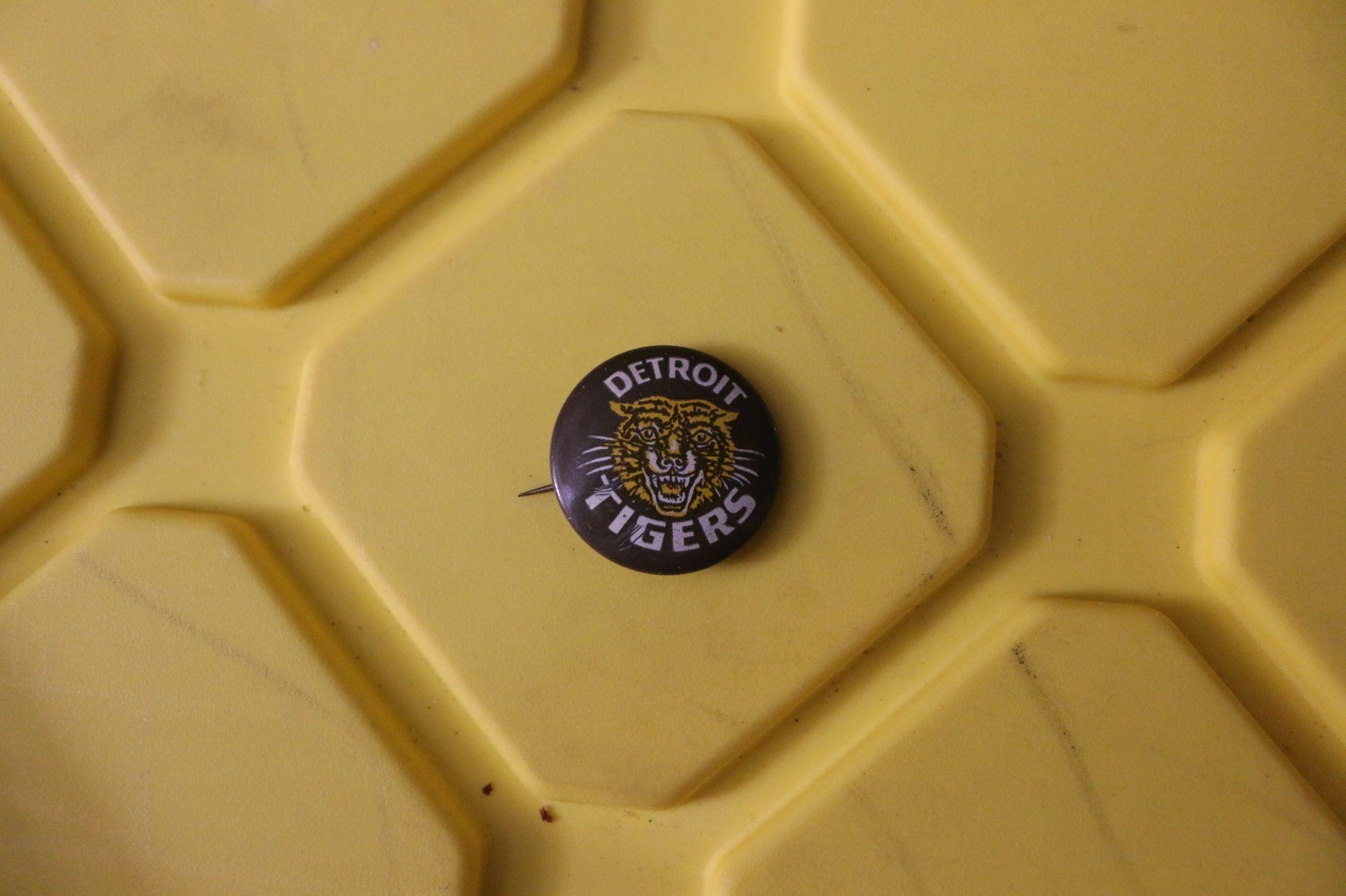 Vintage Detroit Tigers Pin