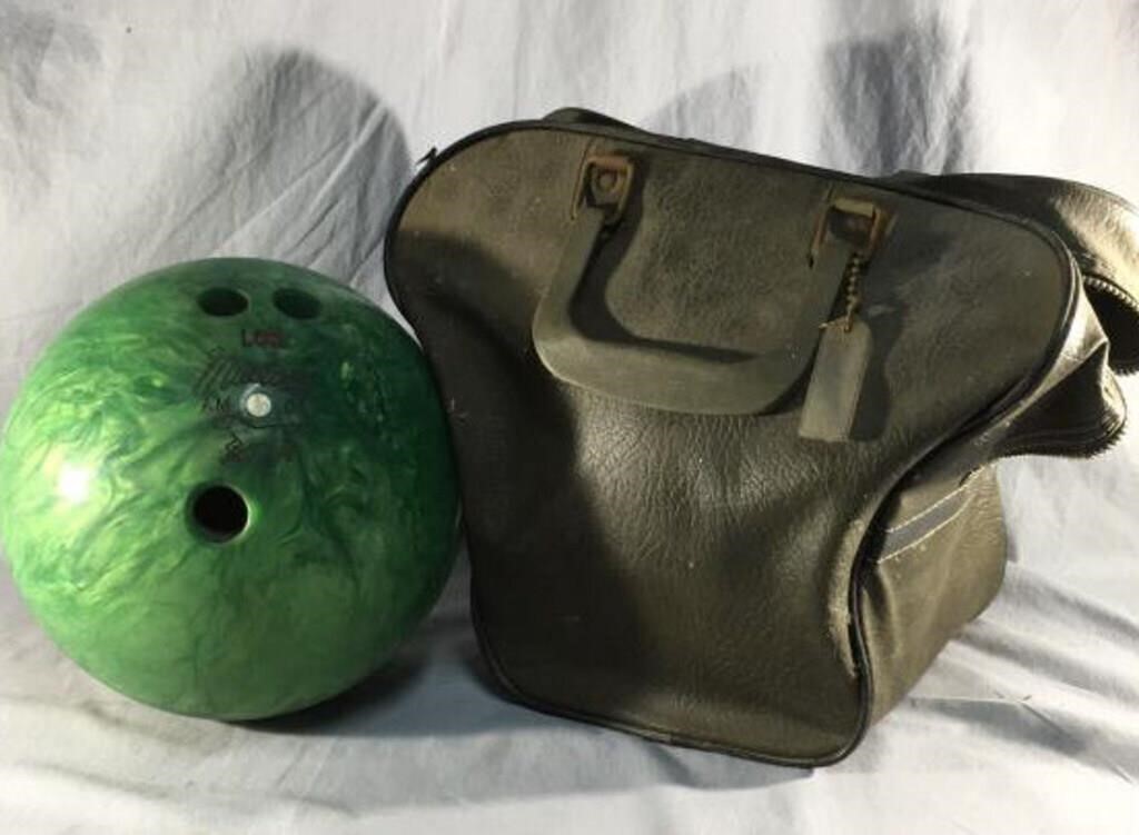 Vintage Mustang AM 04 Green Bowling Ball