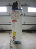SUPERFLUE POWERED VENTED GAS FIRED WATER HEATER