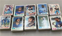 Large lot 1982 Topps Baseball Cards