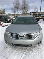 2015 Toyota Venza AWD, with power windows and remo