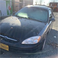 2002 Ford Taurus SE, automatic transmission, front
