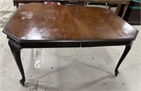 Vintage Early 1900's Mahogany Queen Anne Dining Ta