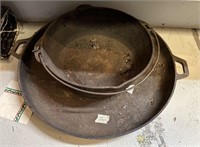 Large Cast Iron Cooking Pots