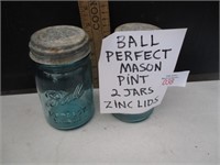2-Ball perfect mason pint w/ zinc lids