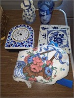 LOT OF BLUE MISC WITH DELFT