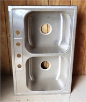 stainless steel sink