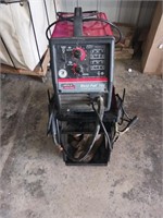 Lincoln 110 wire welder and cart