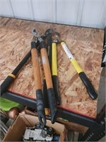 3 pair of brush loppers