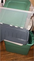 Totes with lids (3)