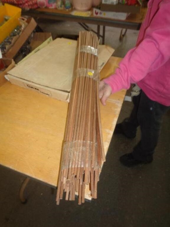 WOOD DOWEL RODS