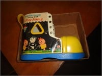 1965 FISHER PRICE TOY SHOE