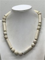 MARBLED STONE BEAD NECKLACE