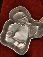 1987 Football Hero Cake Pan Wilton