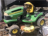 John Deere 115  Lawn Tractor (Condition Unknown)