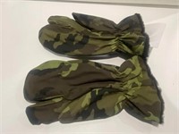 Czech Winter Trigger Mittens