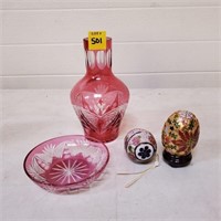 Ruby Glass Vase, Ornate Decor Eggs