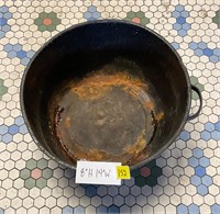 Vtg Metal Kettle Pot 8”H 14” W