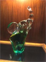 CLEAR TO GREEN ELEPHANT ART GLASS