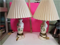 Nice lamps shads need dusted