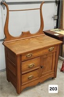 Country Victorian Oak Commode