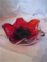 LOT 207 RUBY RED VINTAGE ART GLASS