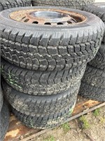 4 winter tires with rims: 175/65R 14