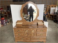 Dresser w/ mirror