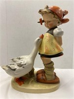 Vintage Hummel Girl w/Ducks Figure