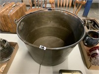 BRASS BUCKET WITH HANDLE