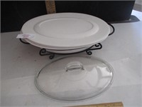 Corning ware casserole with stand