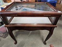 Display Case Table