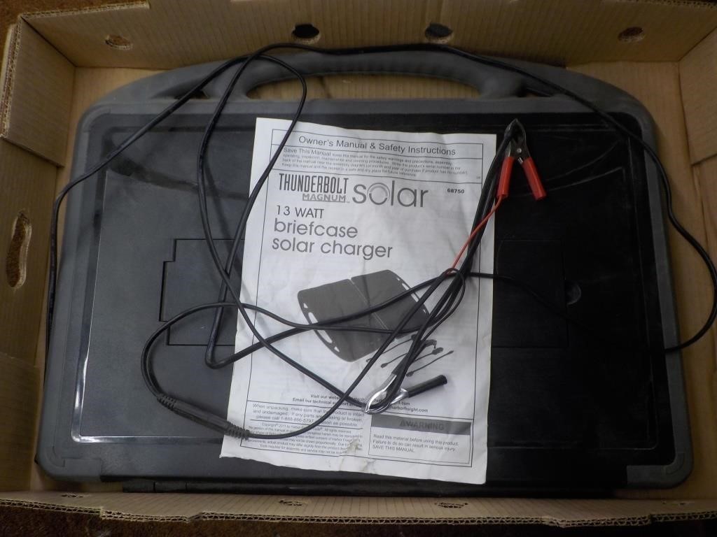 Briefcase Solar Charger