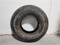 Firestone Wilderness AT P265/75R16 Tire